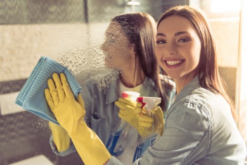 Structured office cleaning schedule for daily and weekly tasks